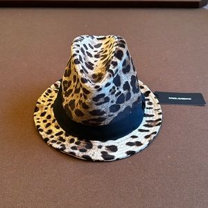 NWT Dolce Gabbana fedora hat, never worn